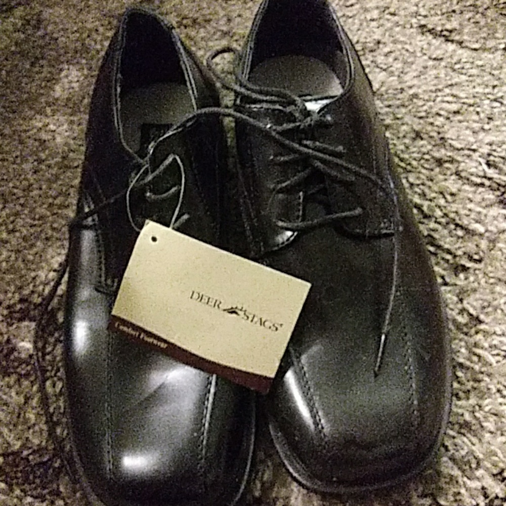 Men's dress shoes